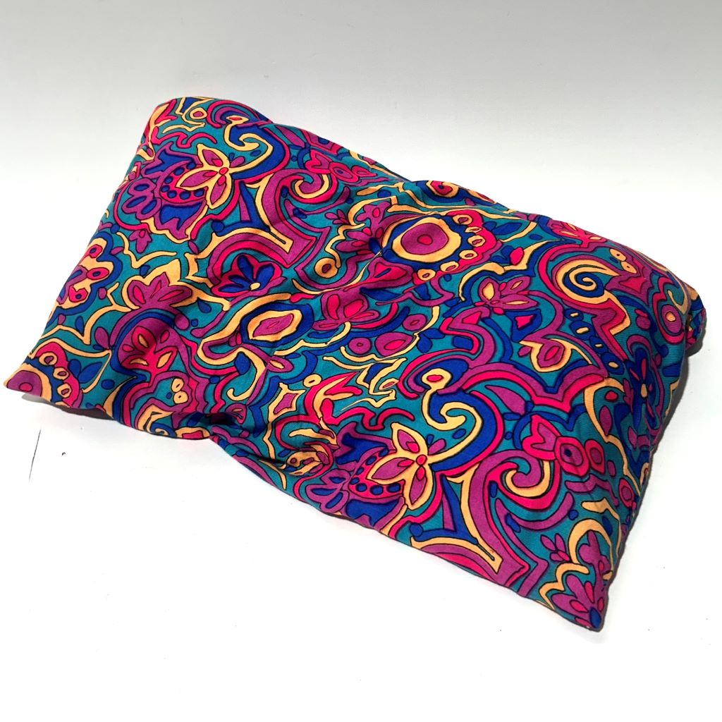 CUSHION, Retro Swirls ( Purple )